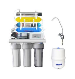 Plastik 7 Kademeli Reverse Osmosis Su Filtrasyon Sistemi 220V Gerilim Çevre Dostu